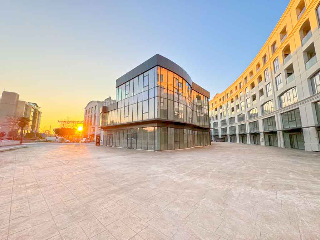 Tuzla Elexia’da 4.000 m² Eşsiz Konumlu Komple Satılık Bina