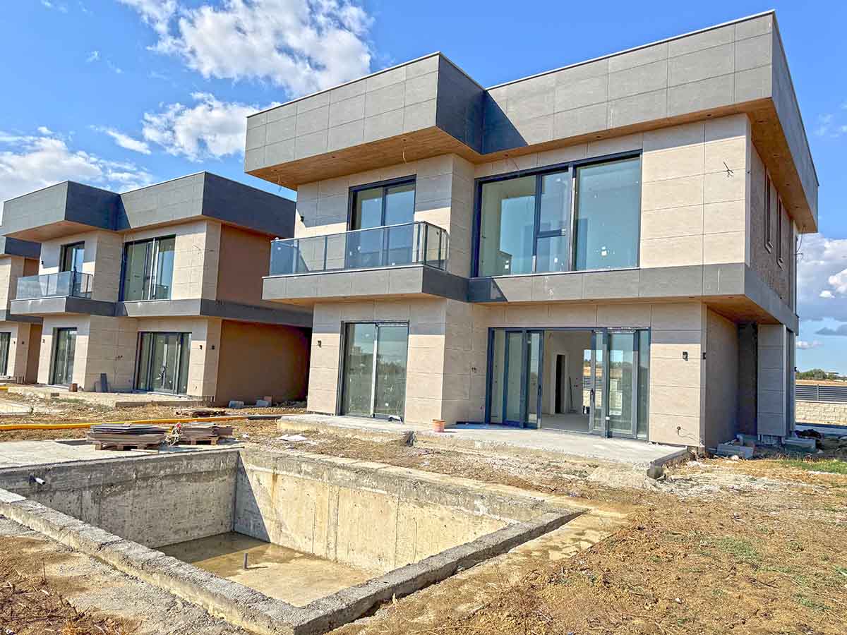 Silivri Kavaklı Butik Sitede Havuzlu 6+1 Müstakil Villa — 2