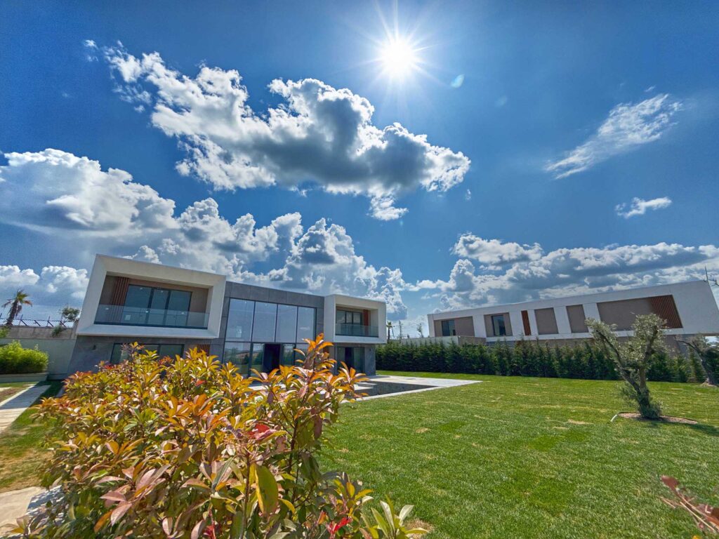 Büyükçekmece Karaağaç Rose Marine Village’da Kiralık 6+1 Villa