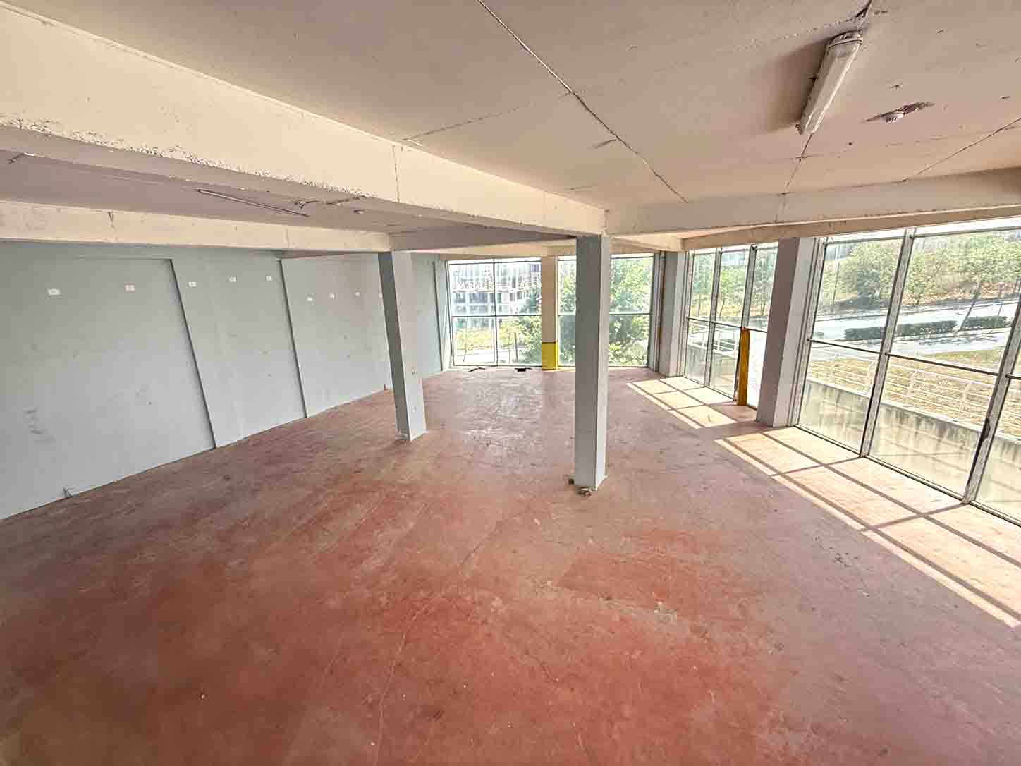 Esenyurt Pasiad Sanayi’de Kiralık 1.750 m² İmalathane ve Depo — 3