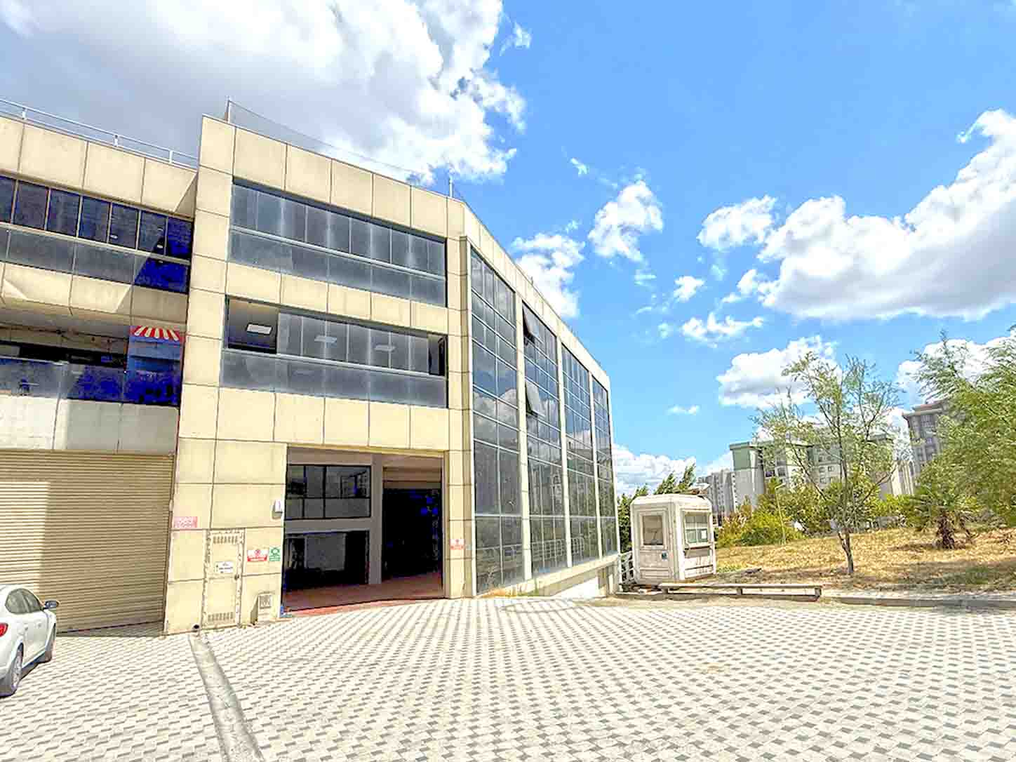 Esenyurt Pasiad Sanayi’de Kiralık 1.750 m² İmalathane ve Depo — 7