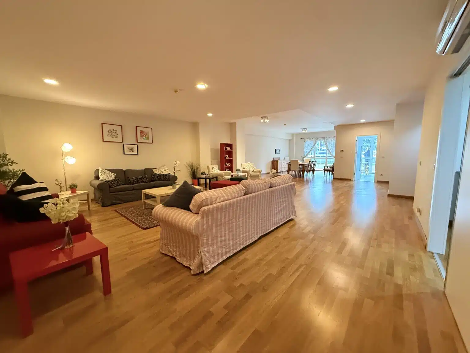 Akbatı AVM Karşısında Akkoza Açelya’da Teraslı 248 m² Satılık 4+1 Bahçe Katı — 2