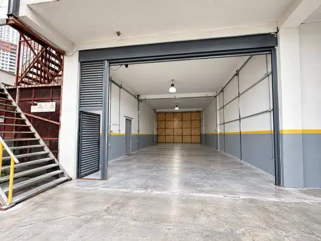 Haramidere Bağlantı Yolunda 2.000 m² Kiralık Fabrika / Depo — 5