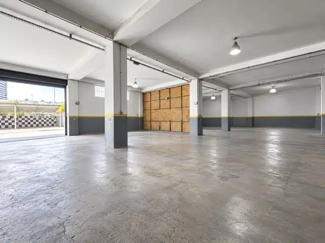 Haramidere Bağlantı Yolunda 2.000 m² Kiralık Fabrika / Depo — 6